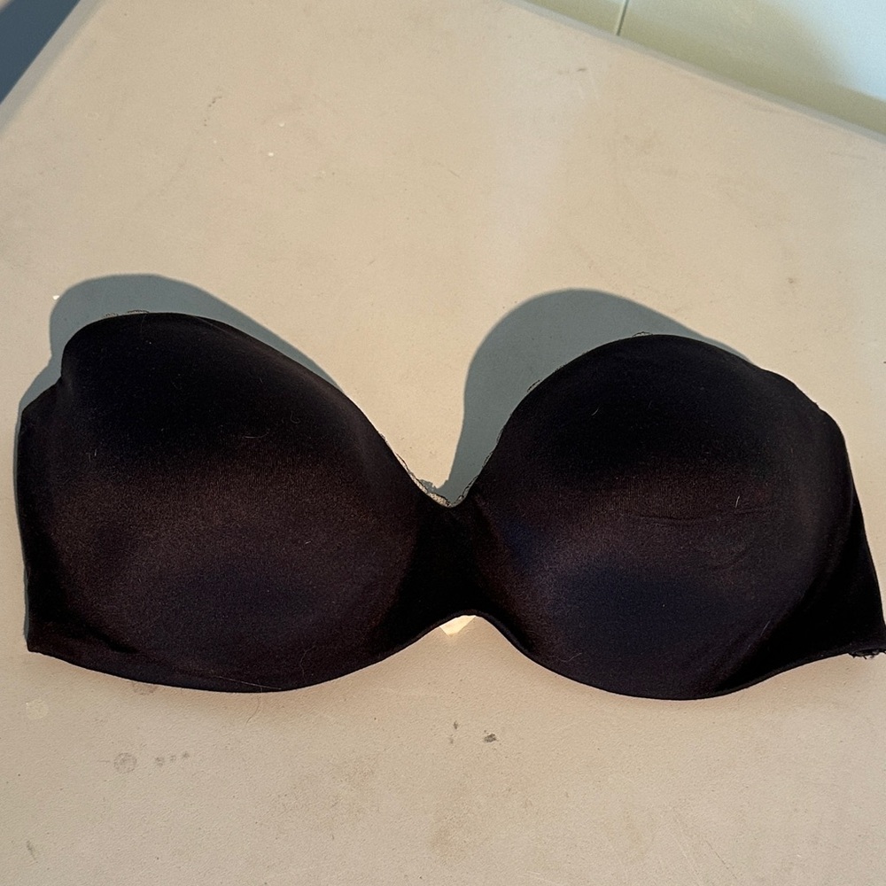 Maidenform Black strapless bra